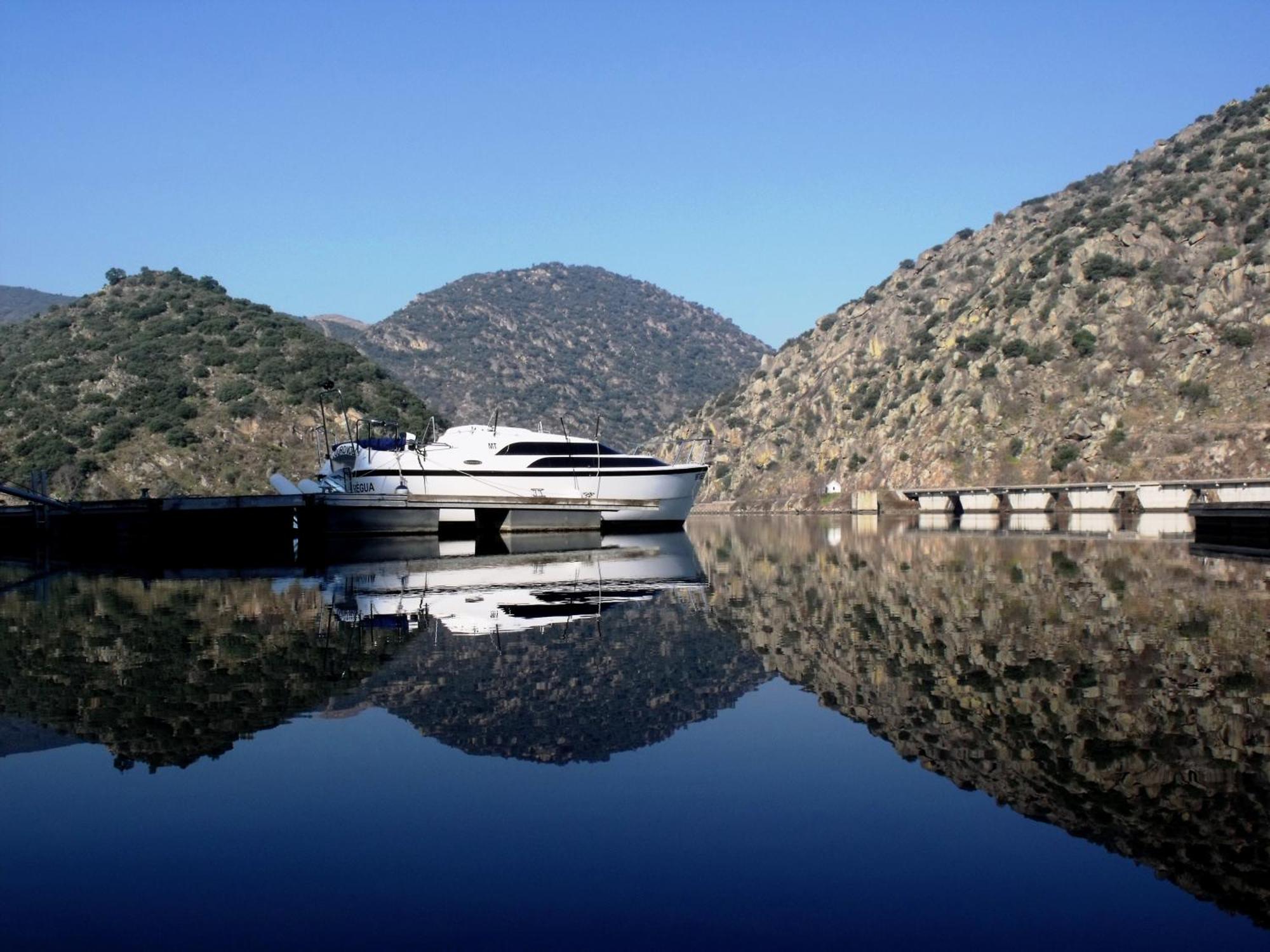 Douro Yachts&Chalets São João da Pesqueira Kamer foto